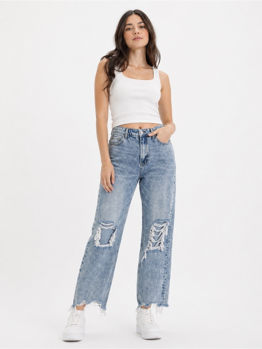 Vervet Distressed Straight Leg Jeans - 31